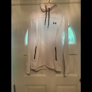 Under Armour Loose Fit Pullover Size Medium